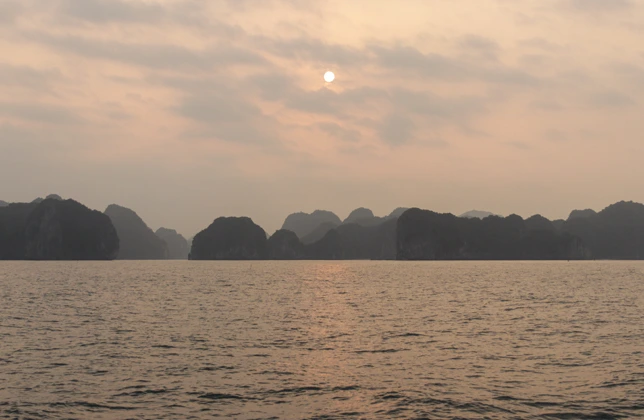 halong-bay-1 Baie d'Halong
